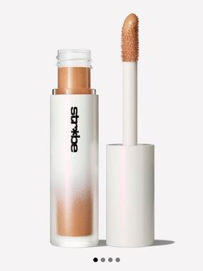 MAC Cosmetics Strobe Liquid Brozner  — Sunlite Light Bronze